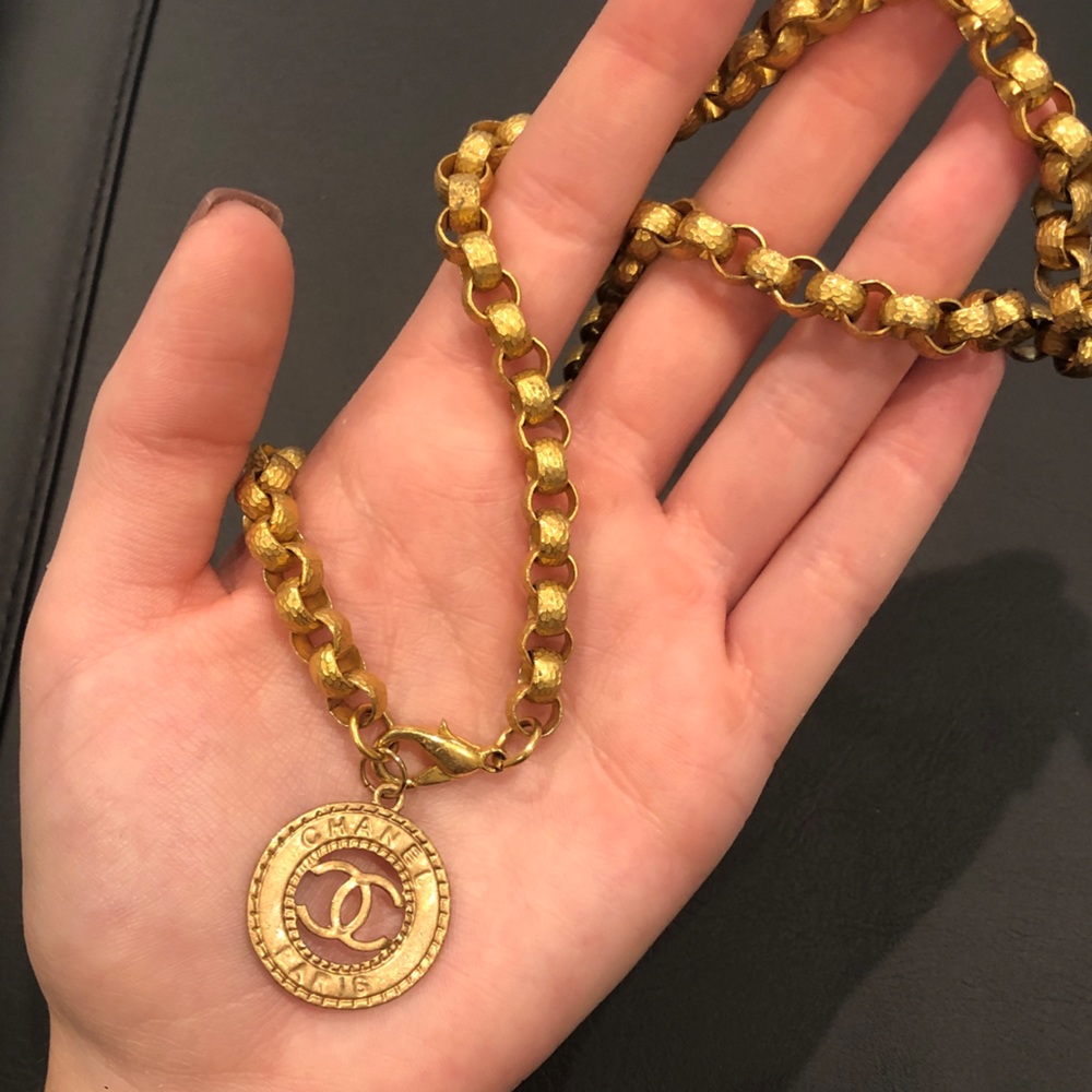 Holy Thrift vintage Chanel chunky chain choker
